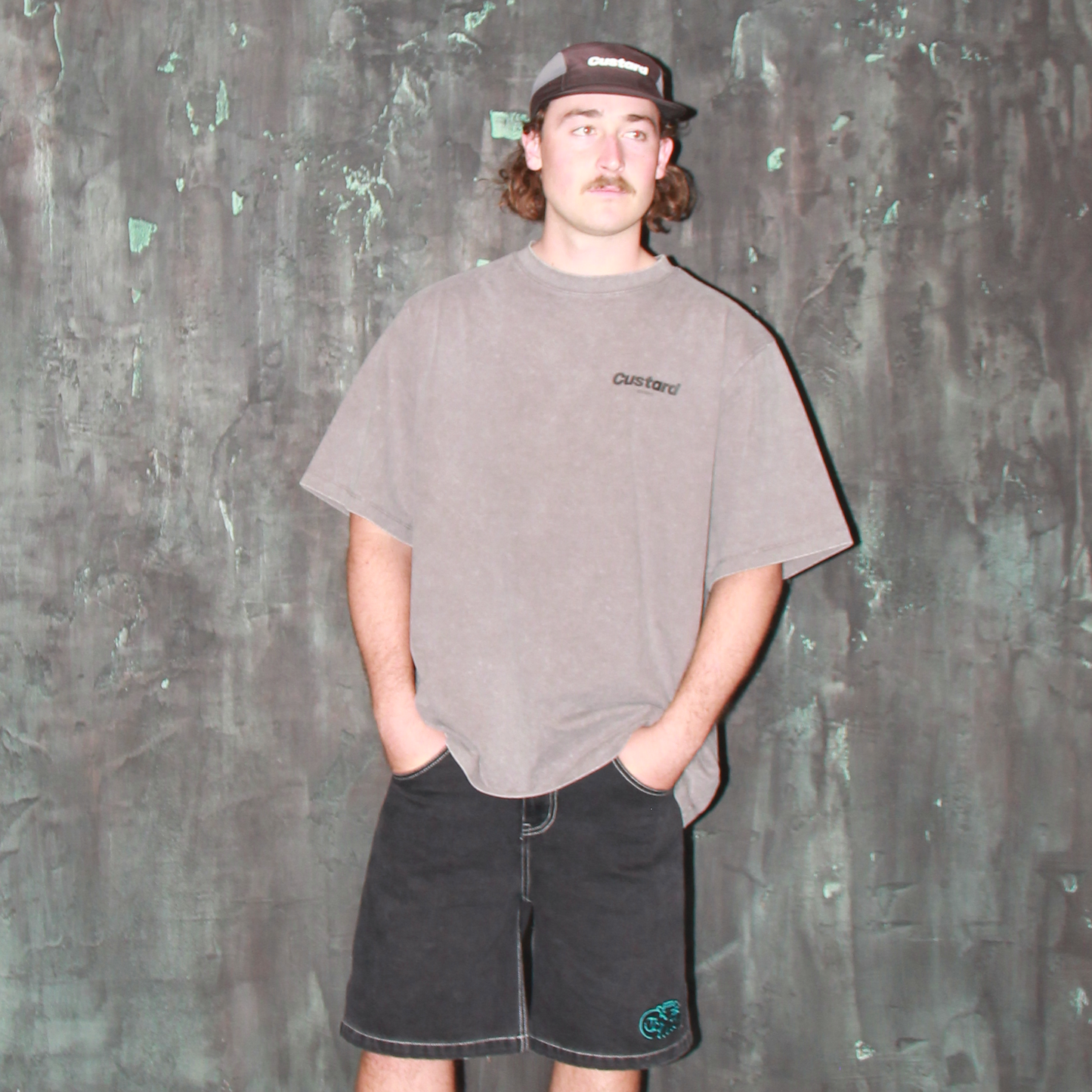 Home Straight Tee Heavy