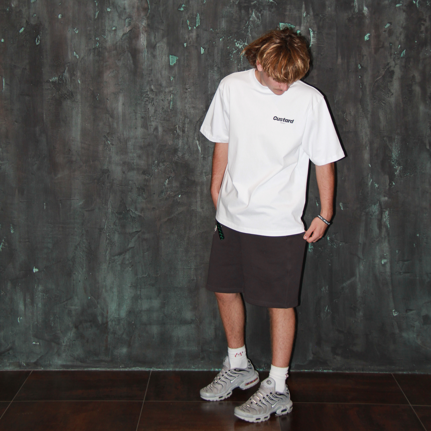 Home Straight Tee Heavy