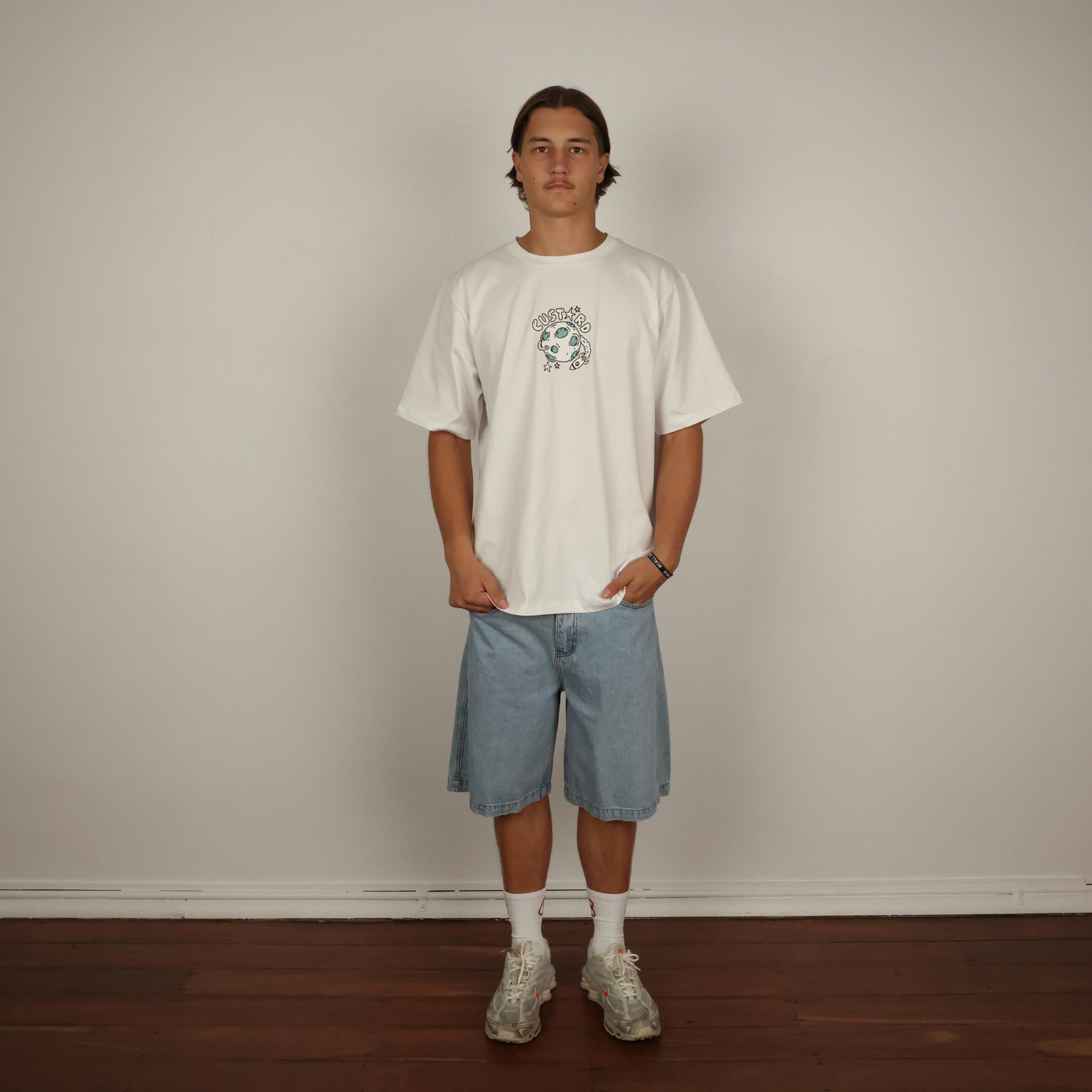 Comet Tee